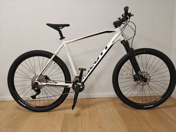 Scott, Aspect 930 2022
