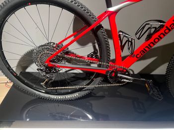 Used Cannondale F-Si Carbon 3 2020 2020 Mountainbike — image 2 of 26