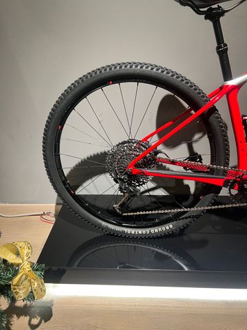 Brugt Cannondale F-Si Carbon 3 2020 2020 Mountainbike — billede 4 af 26