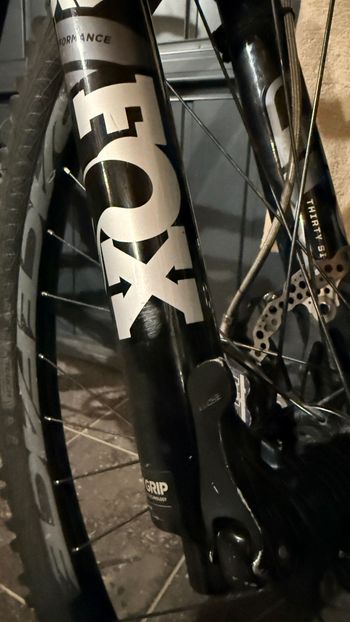 Used Devinci Troy Carbon|Alu GX 12S 2023 2023 Mountainbike — image 13 of 19