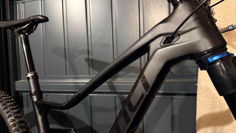 Used Devinci Troy Carbon|Alu GX 12S 2023 2023 Mountainbike — image 16 of 19