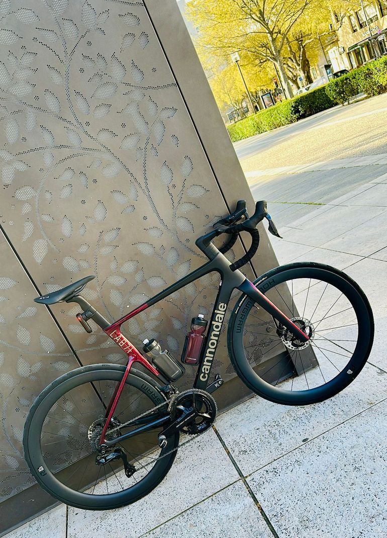 Used Cannondale SuperSix EVO LAB71 Team 2024 2024 Road & Gravel, Black — image 3 of 5