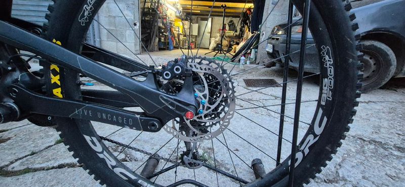YT Industries CAPRA Pro 29 2020 2020 Mountainbike d'occasion — image 7 sur 7