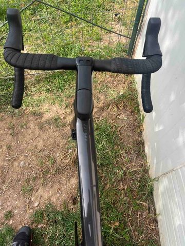 Scott Addict RC 30 2022 2022 Road & Gravel d'occasion — image 7 sur 14