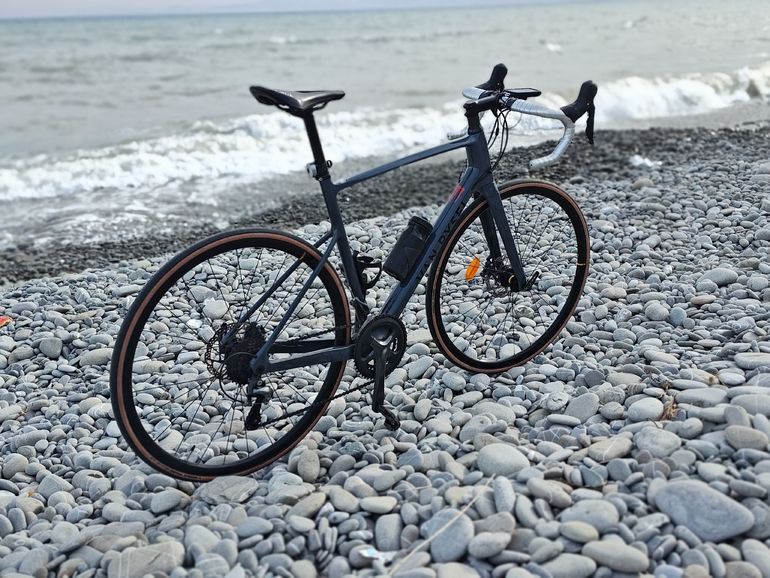 Used Van rysel Road Bike NCR CF Tiagra 2024 2024 Road & Gravel, Light Gray — image 5 of 12