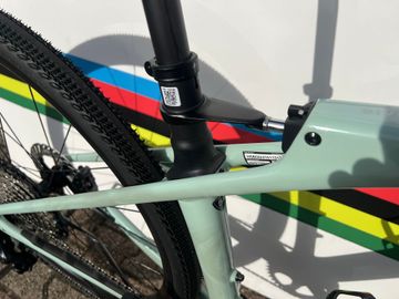 Used Specialized Diverge STR Comp 2024 2024 Road & Gravel, Green — image 6 of 7