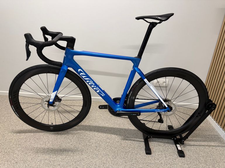 Used Wilier Filante Shimano Ultegra Di2 2025 Road & Gravel, Blau — image 7 of 8