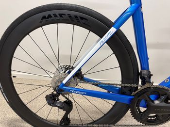 Used Wilier Filante Shimano Ultegra Di2 2025 Road & Gravel, Blau — image 5 of 8