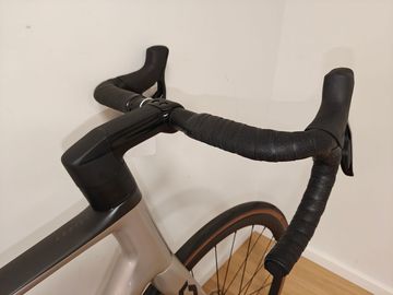 Używany Scott Addict RC 10 2022 2022 Road & Gravel — zdjęcie 4 z 7