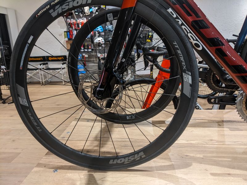 Gebrauchtes Fuji Transonic 2.1 2022 2022 Road & Gravel, Rot — Bild 12 von 13