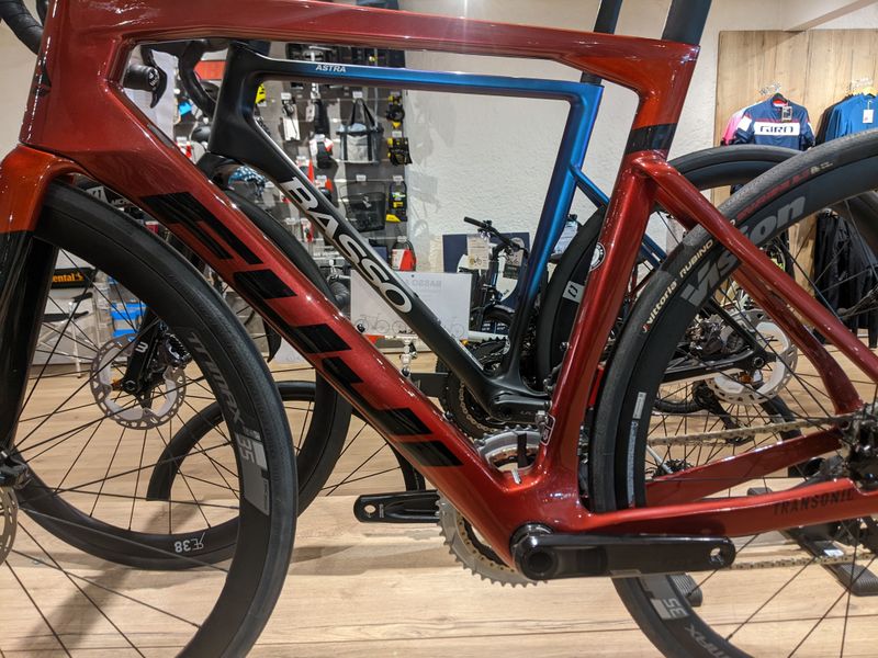 Gebrauchtes Fuji Transonic 2.1 2022 2022 Road & Gravel, Rot — Bild 10 von 13