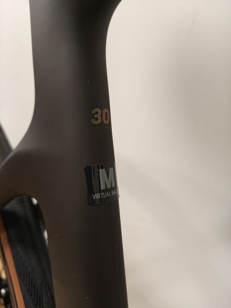Used Scott Addict RC 30 2024 2024 Road & Gravel — image 6 of 7