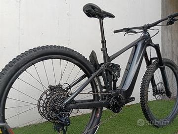 Used Giant Reign E+2 2022 Mountainbike, Black — image 4 of 10