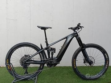 Used Giant Reign E+2 2022 Mountainbike, Black — image 1 of 10