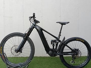 Used Giant Reign E+2 2022 Mountainbike, Black — image 2 of 10