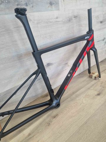 Brugt BMC FRAME SLR01 - WITHOUT HANDLEBAR Frameset 2025 Road & Gravel — billede 4 af 4