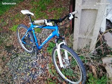 Tweedehands Lapierre Tecnic 300 2022 Mountainbike — afbeelding 3 van 10
