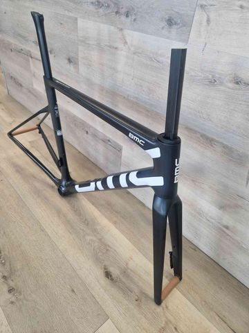 Brugt BMC FRAME SLR01 - WITHOUT HANDLEBAR Frameset 2025 Road & Gravel — billede 3 af 4