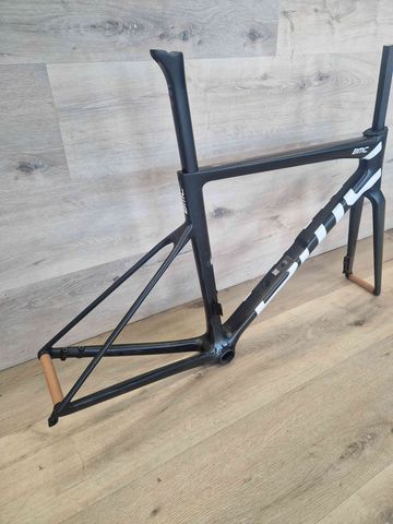 Brugt BMC FRAME SLR01 - WITHOUT HANDLEBAR Frameset 2025 Road & Gravel — billede 4 af 4
