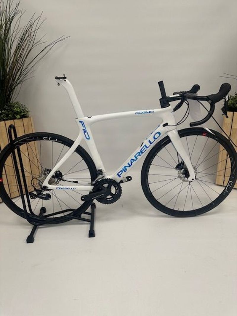 Tweedehands Pinarello F10 Disk 2020 Road & Gravel