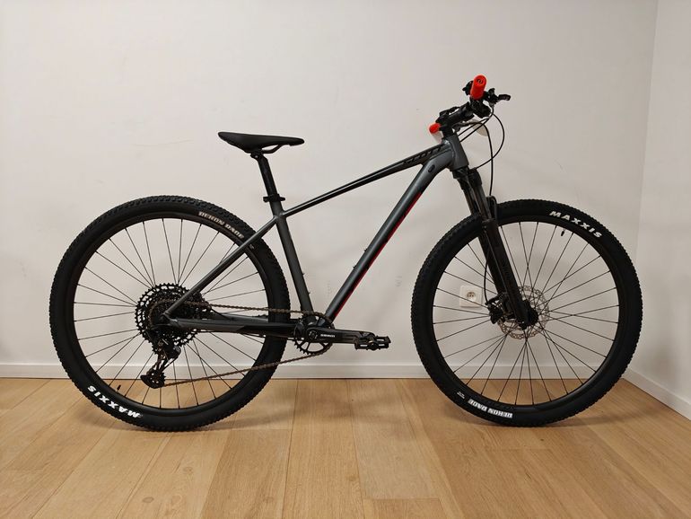 Used Scott Scale 970 2022 2022 Mountainbike, Light Gray, 29 — image 1 of 7