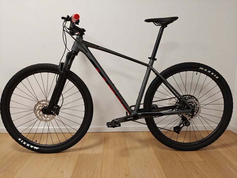 Used Scott Scale 970 2022 2022 Mountainbike, Gris claro — image 7 of 7