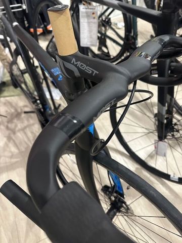Gebrauchtes Pinarello F10 Disk 2020 Road & Gravel, Schwarz — Bild 2 von 3