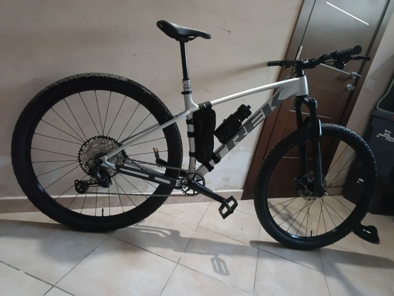 Used Trek Procaliber 8 2025 2025 Mountainbike, Light Gray, 29 — image 8 of 9