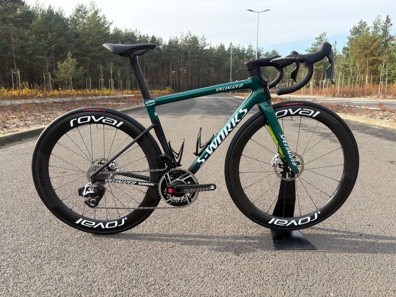 Used Specialized Tarmac SRAM Red eTap AXS 2024 Road & Gravel