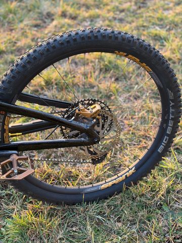 Tweedehands Commencal Meta SX V5 2024 Mountainbike — afbeelding 9 van 9