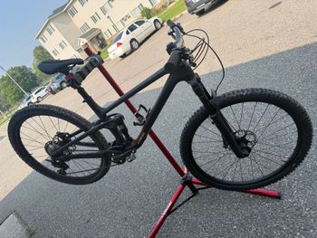 Trek, Top Fuel 9.8 XT Gen 4 2025