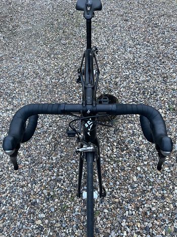 Used Specialized Men's Tarmac Sport 2018 2018 Road & Gravel, Black — image 3 of 6