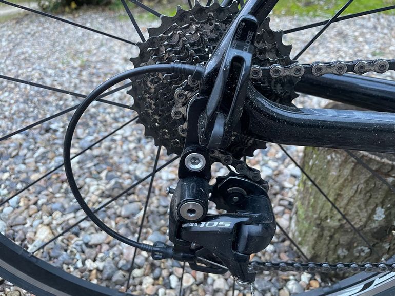 Used Specialized Men's Tarmac Sport 2018 2018 Road & Gravel, Black — image 4 of 6