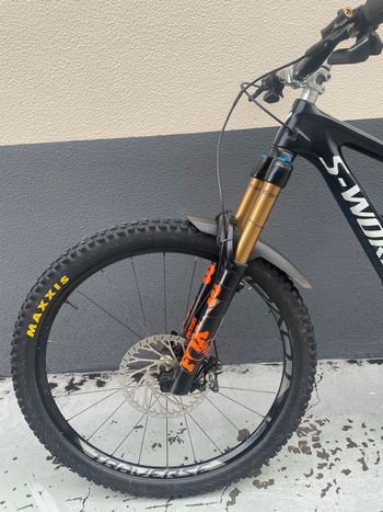 Used Specialized Enduro 2023 Mountainbike, Black — image 4 of 7