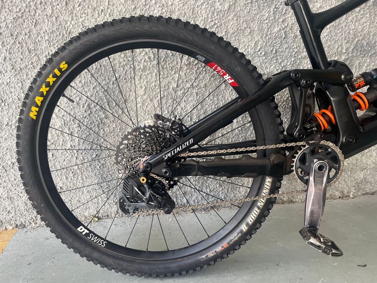 Used Specialized Enduro 2023 Mountainbike, Black — image 7 of 7
