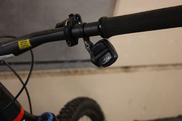 Brugt Giant Reign SRAM GX Eagle AXS 2025 Mountainbike — billede 9 af 11