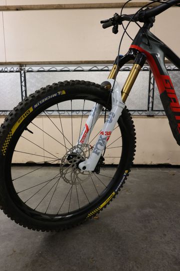 Brugt Giant Reign SRAM GX Eagle AXS 2025 Mountainbike — billede 5 af 11