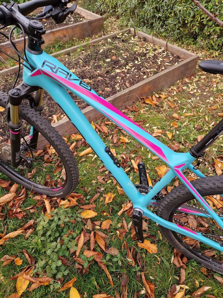 Used Focus Focus Raven Donna 27.5 Carbon 2017 Mountainbike, Blue, 27.5 (650B) — image 8 of 8