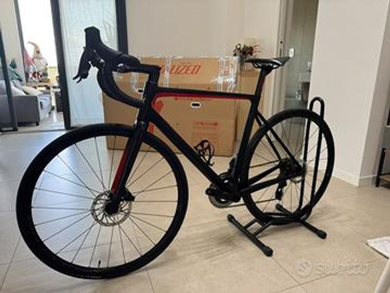 Używany Colnago V3 2023 Road & Gravel — zdjęcie 2 z 3