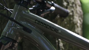 Used Commencal CLASH RIDE NEW ROCKSHOX 2022 2022 Mountainbike, White, 27.5 — image 6 of 6
