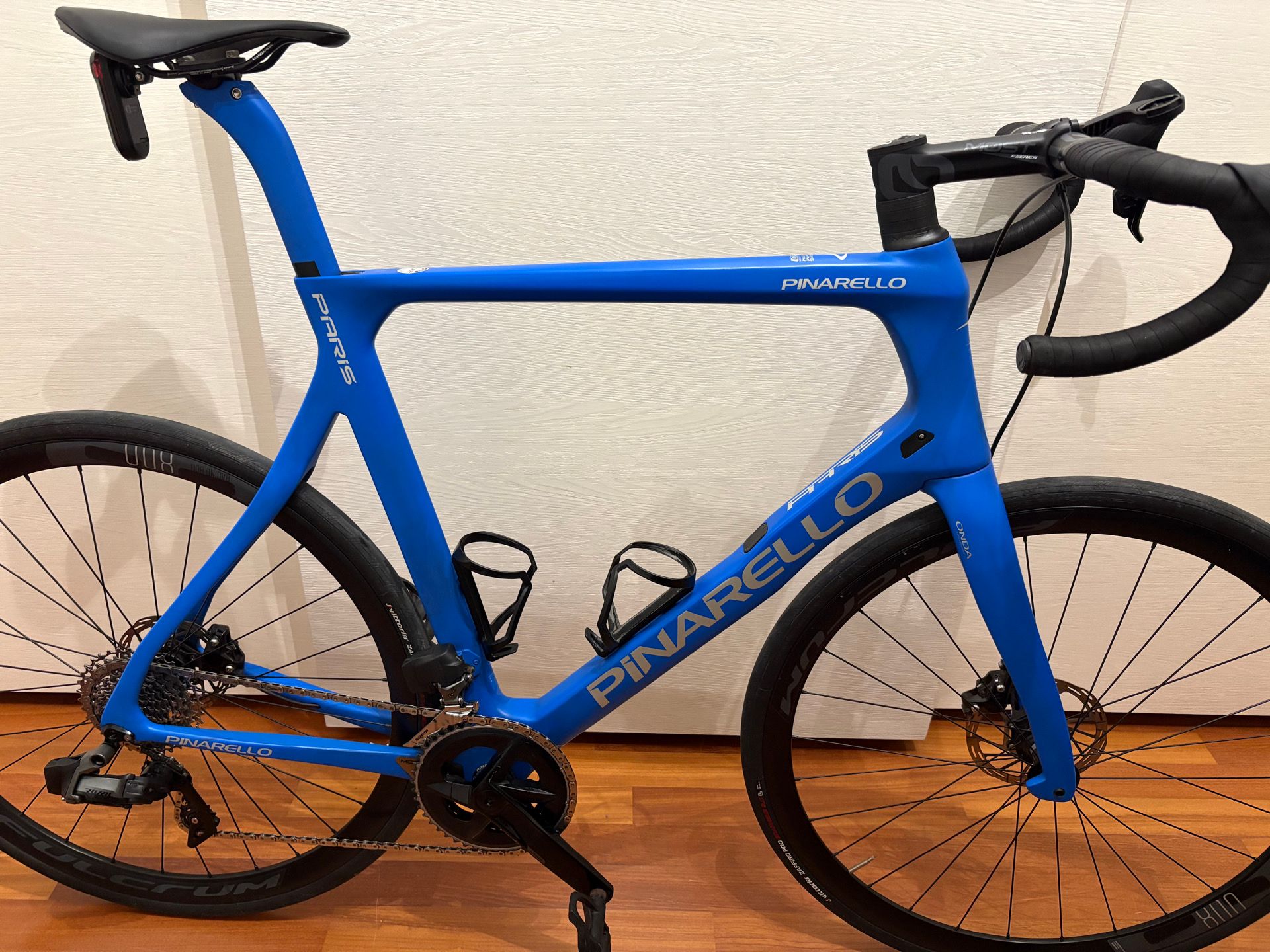 Pinarello Prince SRAM Rival eTap AXS 2022