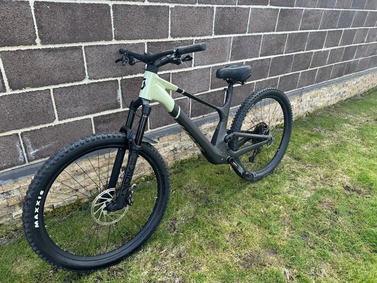 Used Scott Genius ST 920 2023 2023 Mountainbike — image 2 of 10