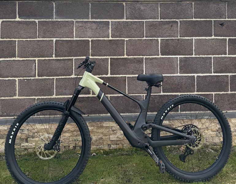 Used Scott Genius ST 920 2023 2023 Mountainbike — image 1 of 10