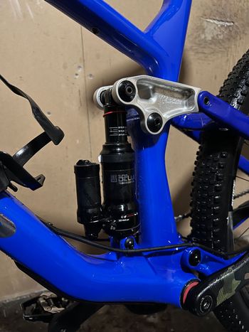 Norco Optic C1 2023 Frameset 2023 Mountainbike usato, Blu — immagine 2 di 13