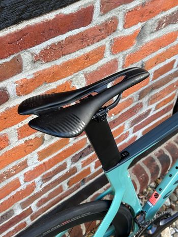 Used Canyon Aeroad CF SLX 8 Di2 2023 2023 Road & Gravel, Grün — image 8 of 19