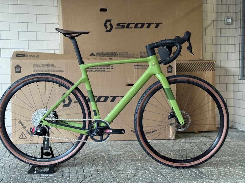 Käytetty Scott Addict Gravel 30 2024 2024 Road & Gravel