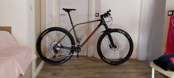 Used Orbea Alma Shimano Deore XT 2024 Mountainbike — image 1 of 9