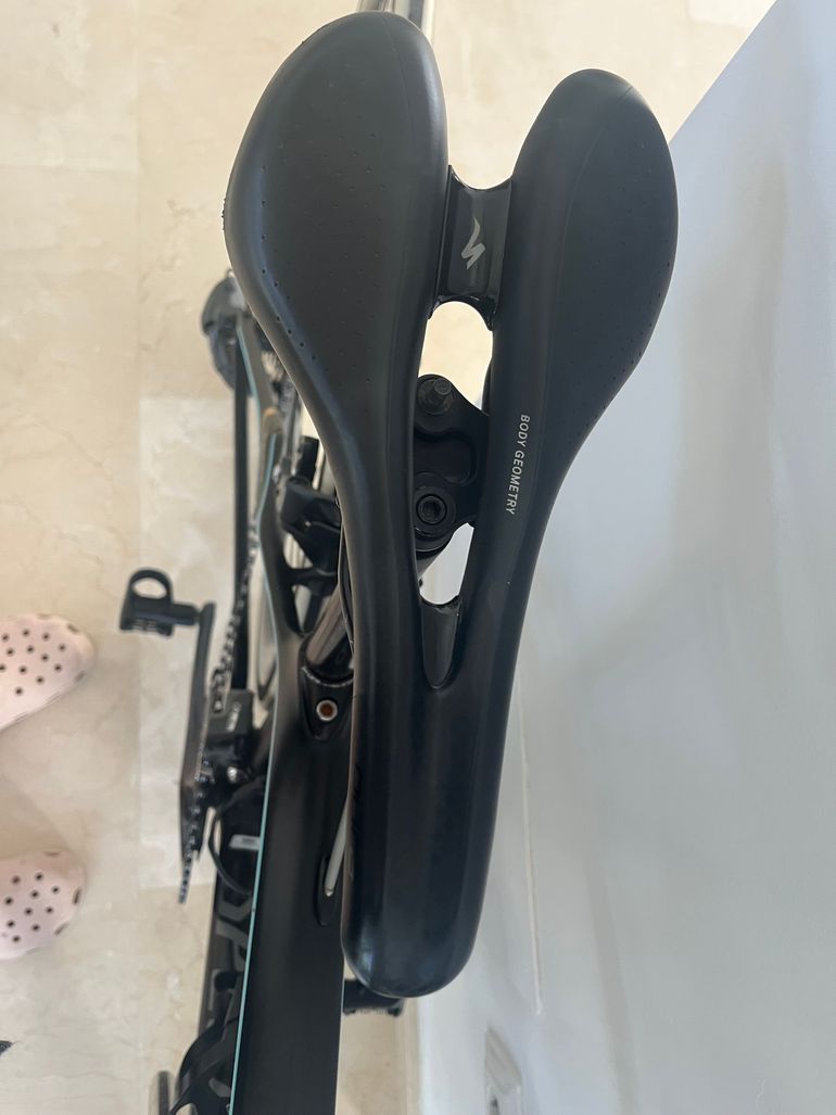 Used Specialized Ruby Shimano Ultegra Di2 2019 Road & Gravel — image 6 of 8