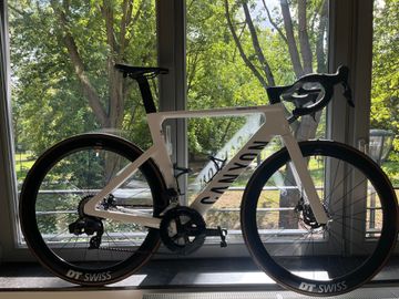 Tweedehands Canyon Aeroad CF SLX AXS 2025 2025 Road & Gravel