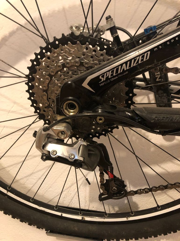 Specialized Epic Comp Carbon 29er 2011 2011 Mountainbike usato, Grigio chiaro — immagine 5 di 7